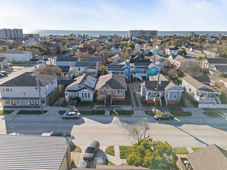 Enjoy a prime coastal neighborhood.