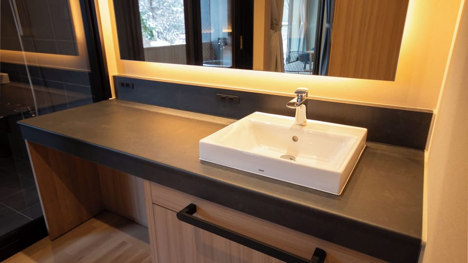Junior Suite Japanese-Style Triple Beds Room with Private-Open-Air-Bath - Shower Only - Non-Smoking | Free WiFi, bed sheets
