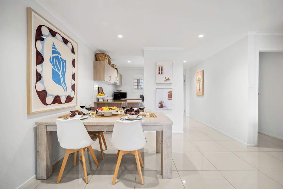 Ideal family base for exploring the Sunshine Coast.