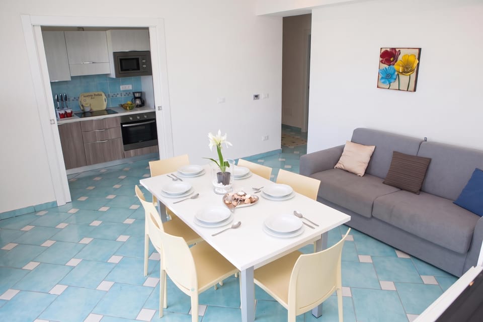 Kitchen and dining area