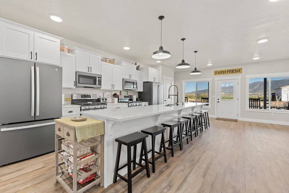 Full Kitchen