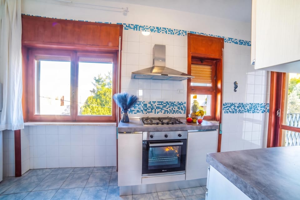 Standard Apartment, 3 Bedrooms, Balcony (Tramonto D'Oro Apartment Near The) | Private kitchen | Microwave