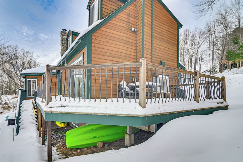 House Exterior | Seasonal Deck | Dining Area