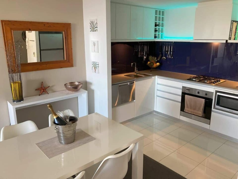 Kitchen & Dining Room
