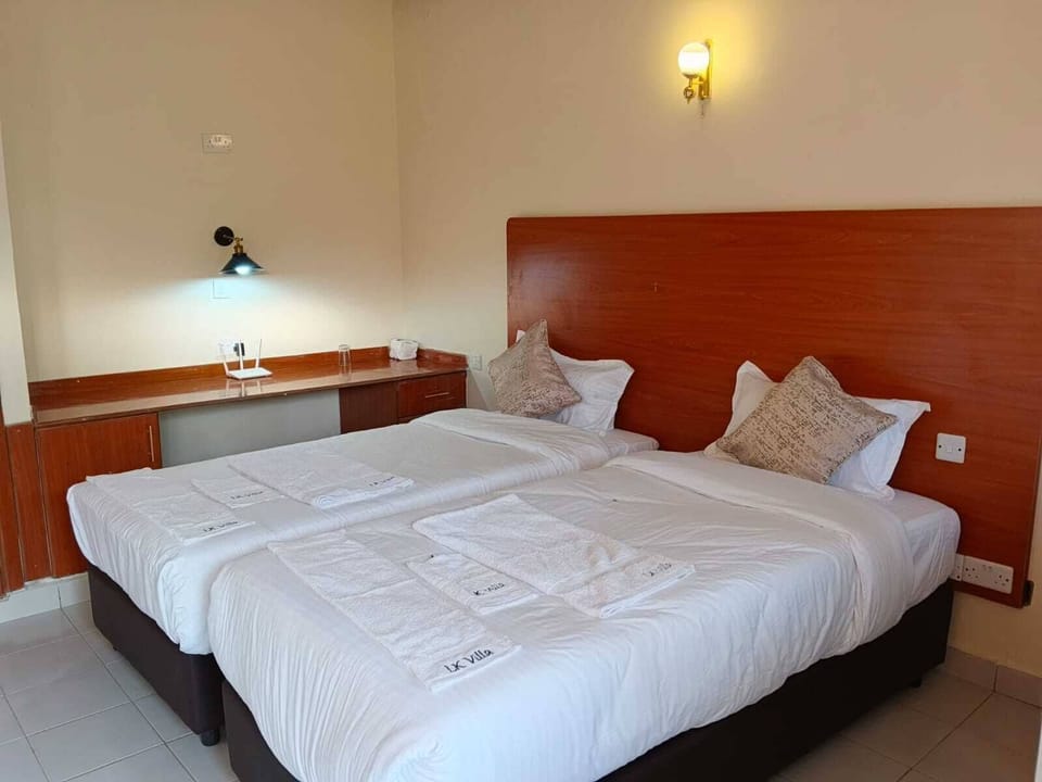 Superior Double Room | Desk, laptop workspace, WiFi (free)