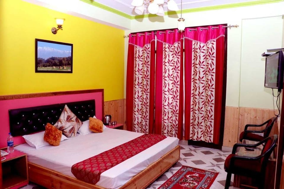 Family Room | Rollaway beds, free WiFi, bed sheets