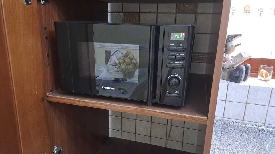 Microwave