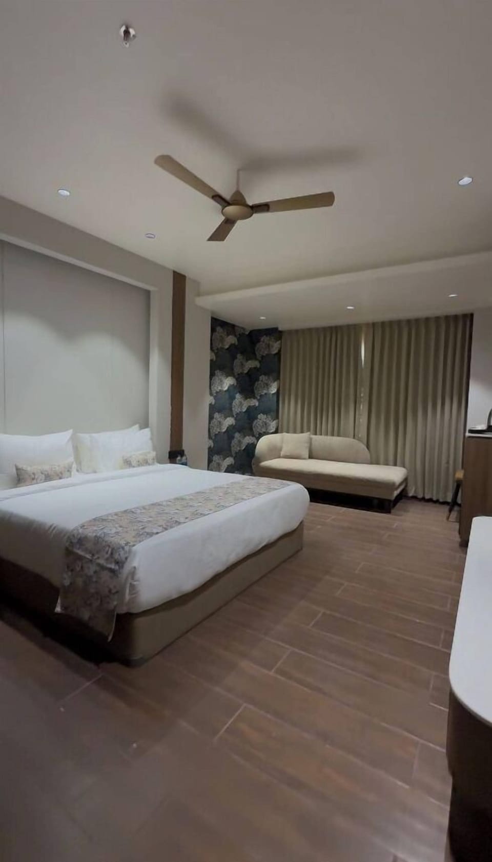 Premium Room | Free WiFi