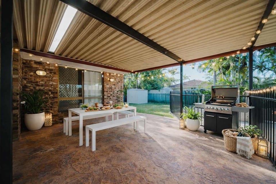 Outdoor entertaining area for BBQs, morning coffee or sunset drinks