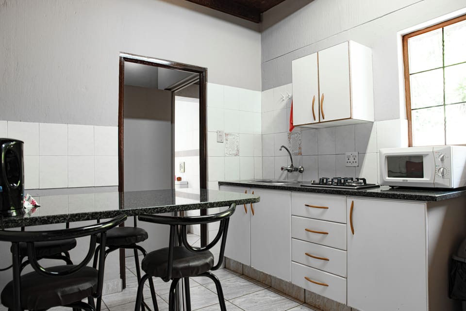 Chalet | Private kitchen | Dining table