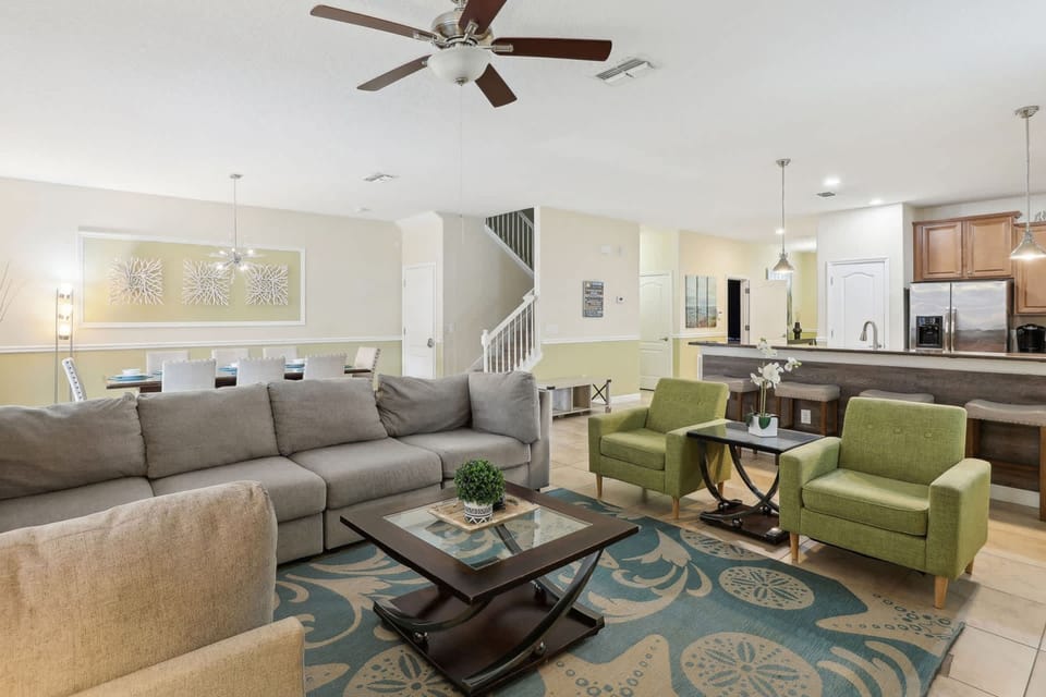 House | 8 bedrooms, high-speed internet