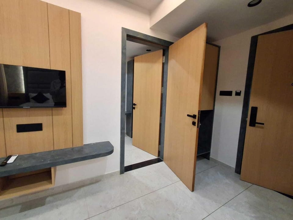Family Quadruple Room | Desk, soundproofing, free WiFi