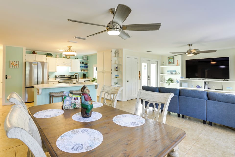 House (3 Bedrooms) | Front of property