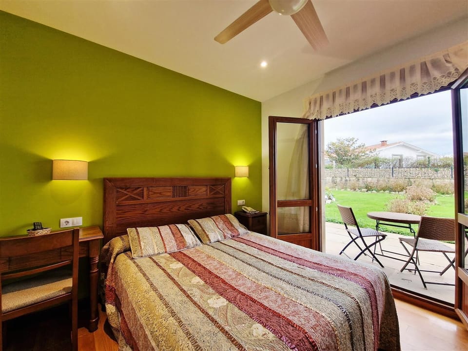 Double Room, Garden View | Free WiFi
