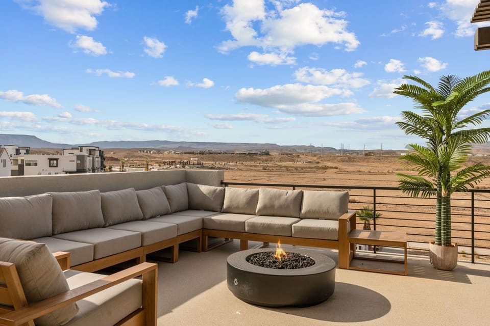 Townhome, Multiple Bedrooms | Property grounds
