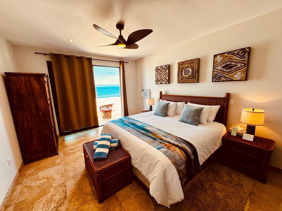 Deluxe Room, Balcony, Ocean View | Free WiFi