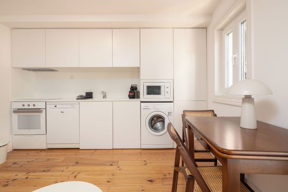 Classic Apartment | Private kitchen | Espresso maker, electric kettle