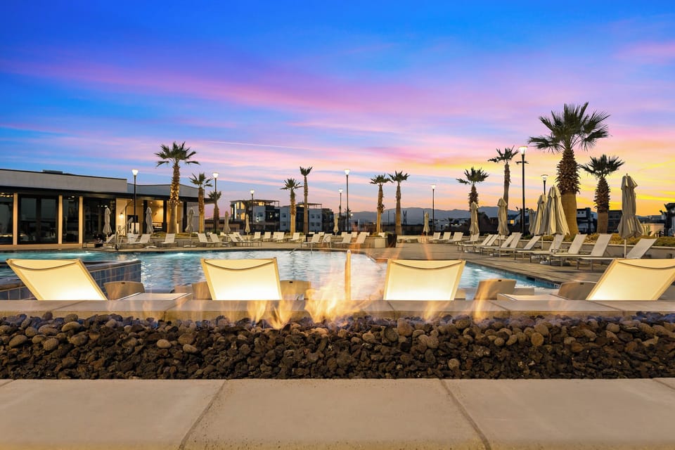 Shores Resort Pool