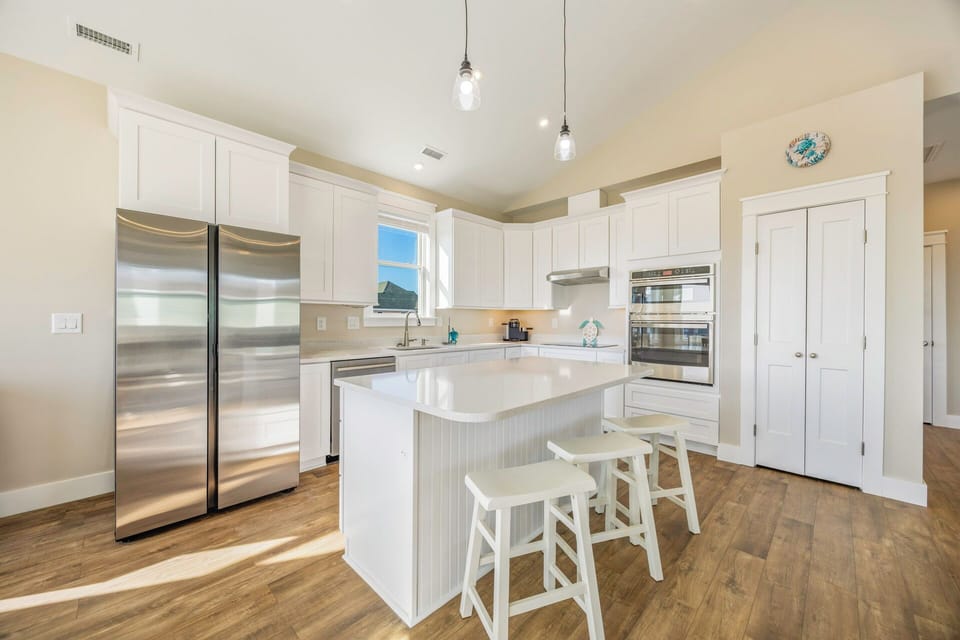 Surf or Sound Realty - 1240 - Coastal Breeze - Kitchen -1