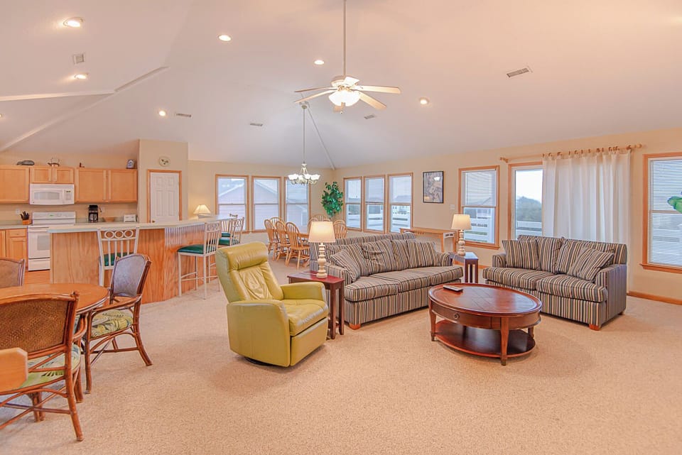 Top Level Living/Kitchen/Dining Area