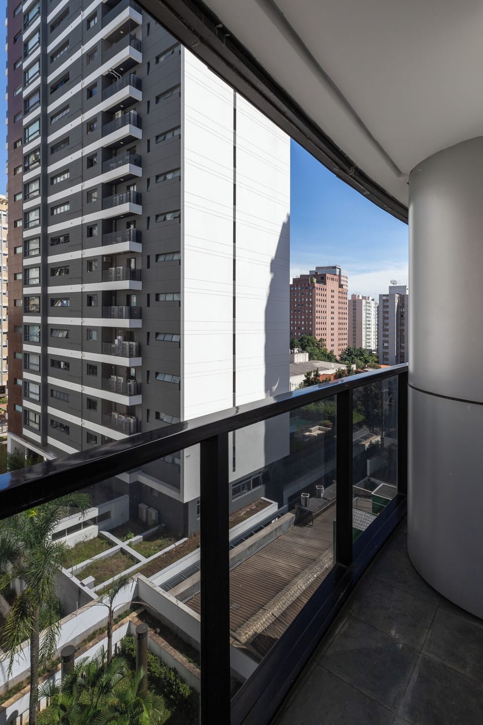 Comfort Studio, City View | Property grounds