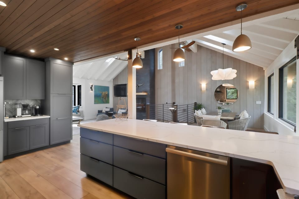 Indoors, Lamp, Floor, Flooring, Hardwood