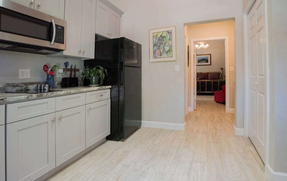 Compact kitchen, unlimited possibilities