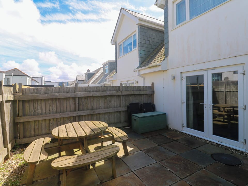 Cottage | Outdoor dining