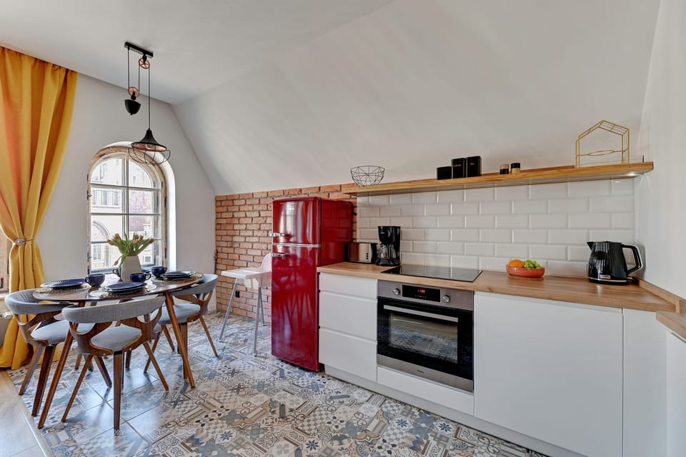Comfort Apartment, City View | Private kitchen