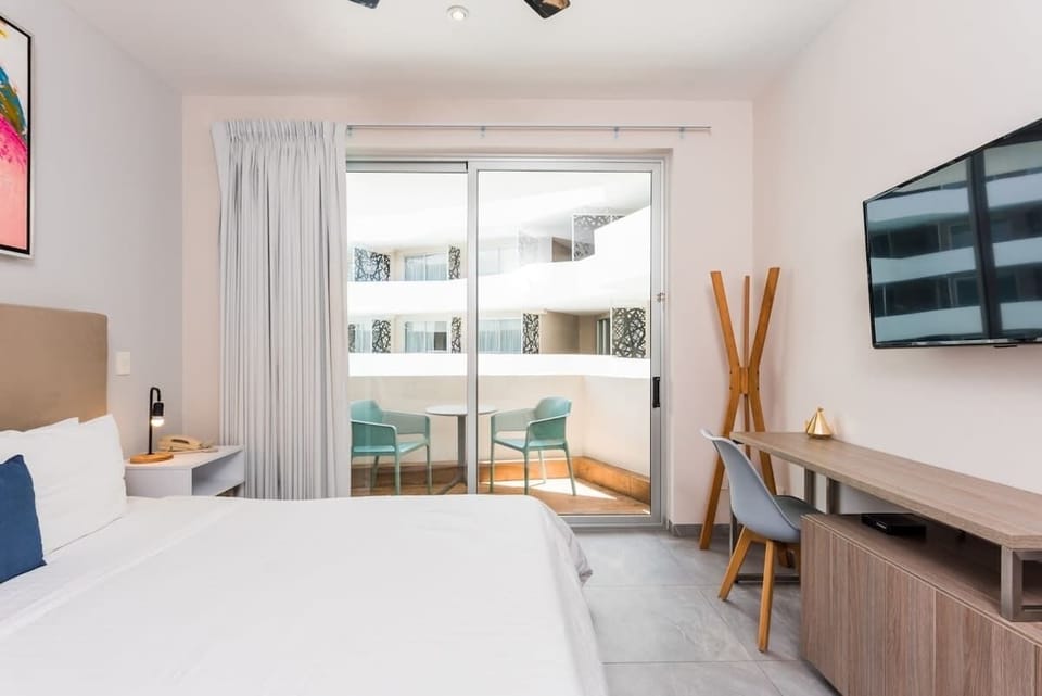 Comfortable studio bedroom. Enjoy a peaceful night's sleep.