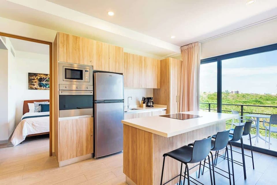 Modern kitchen, perfect for preparing meals.