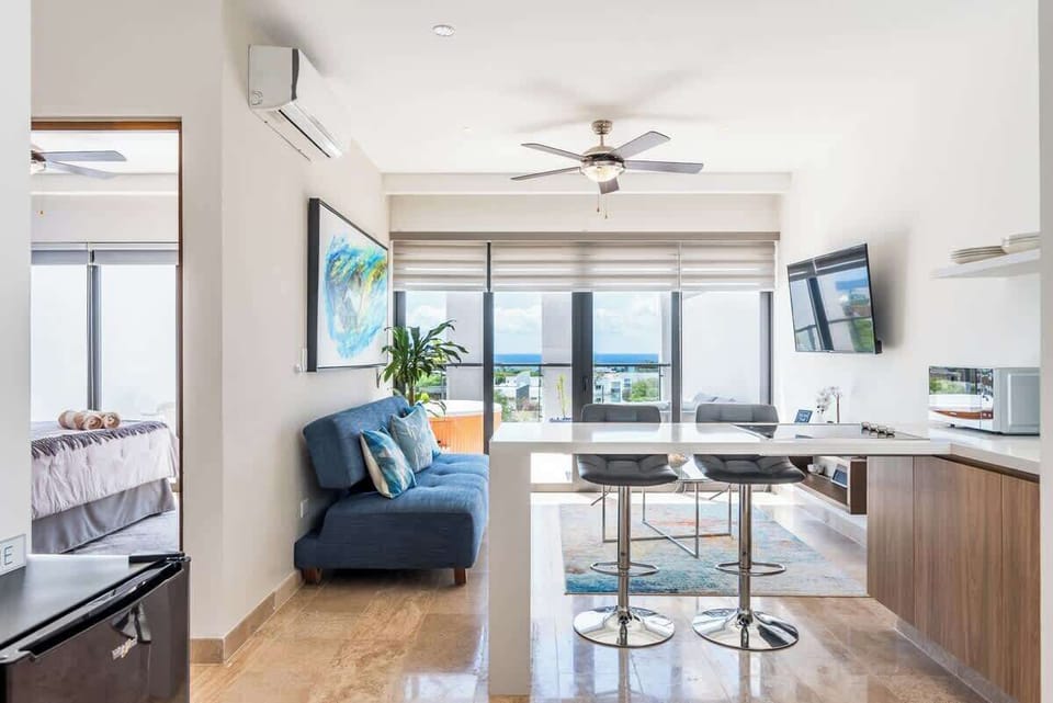 Open-plan living—your perfect Playa escape awaits.