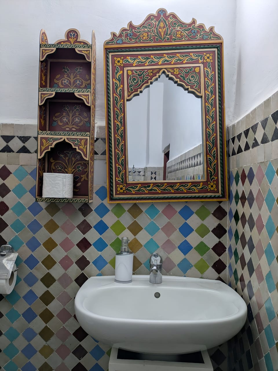 Hair dryer, slippers, bidet
