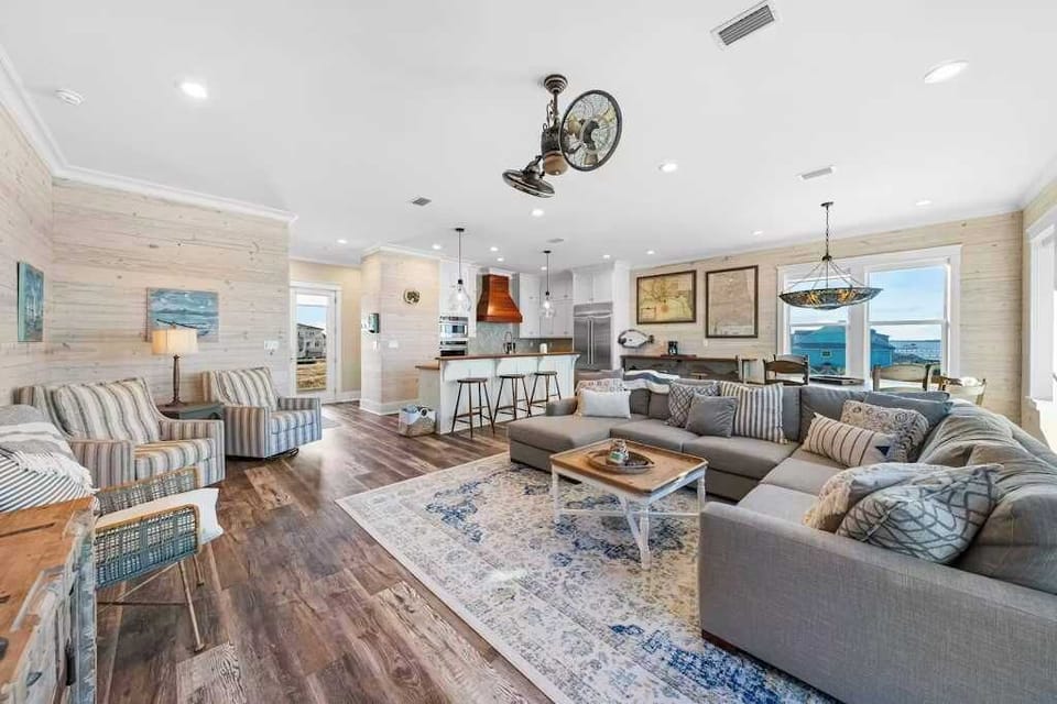Space to breathe, room to play. Our open floor plan keeps everyone connected—cook, chat, or lounge without missing a moment of fun.