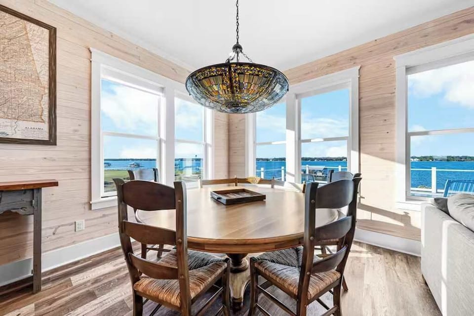Dine, laugh, repeat! From morning coffee to evening feasts, our dining room is the perfect backdrop for unforgettable moments.