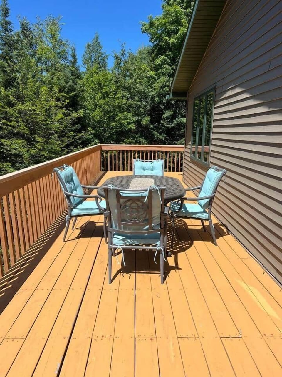 Deck with furniture
