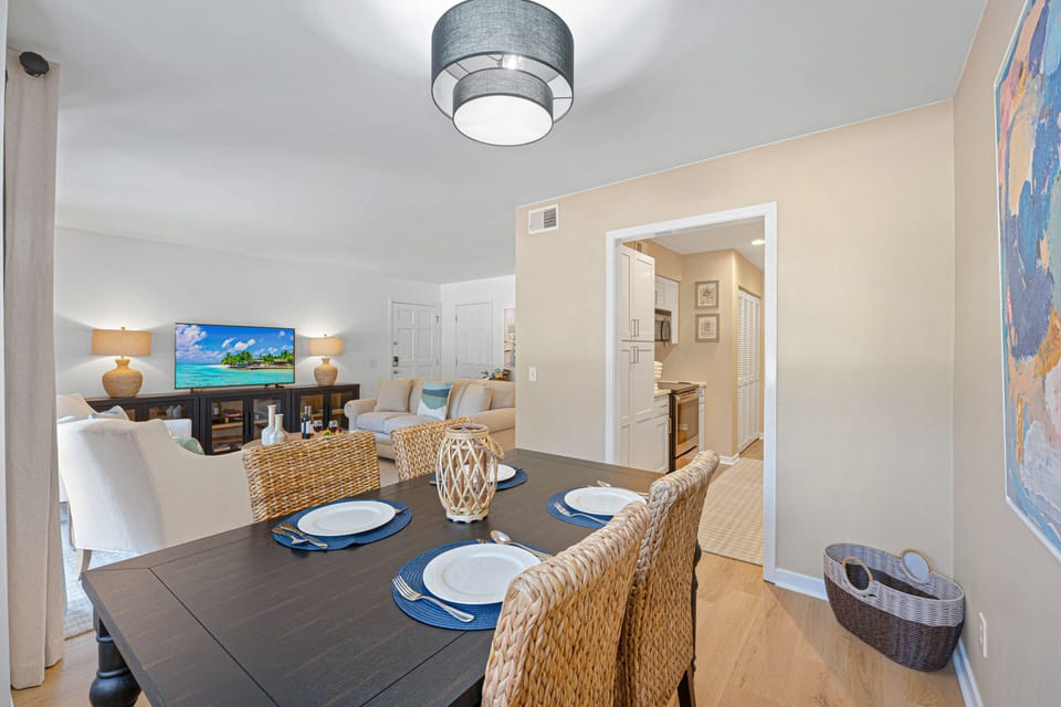 Open floor plan for the whole crew!