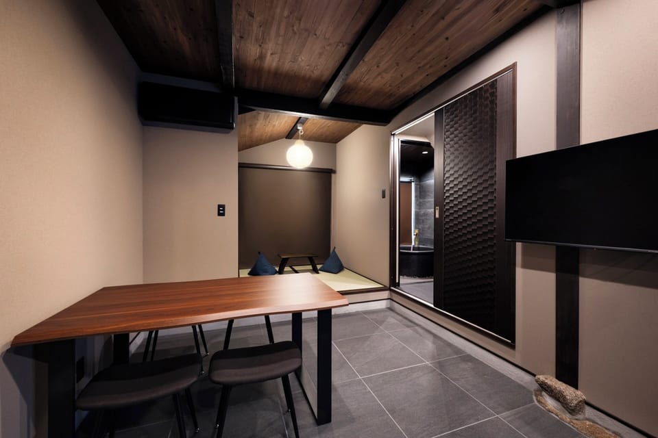 Townhome | Living area | Flat-screen TV