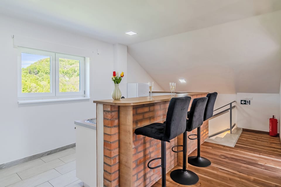 Kitchen and dining area