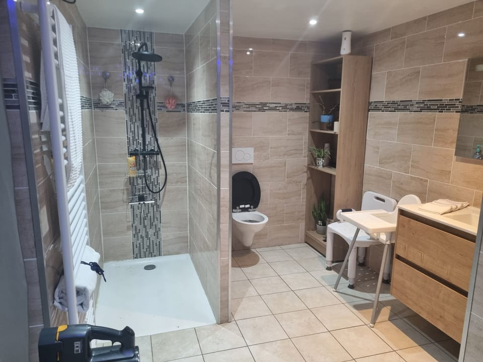 Free toiletries, slippers, towels, soap