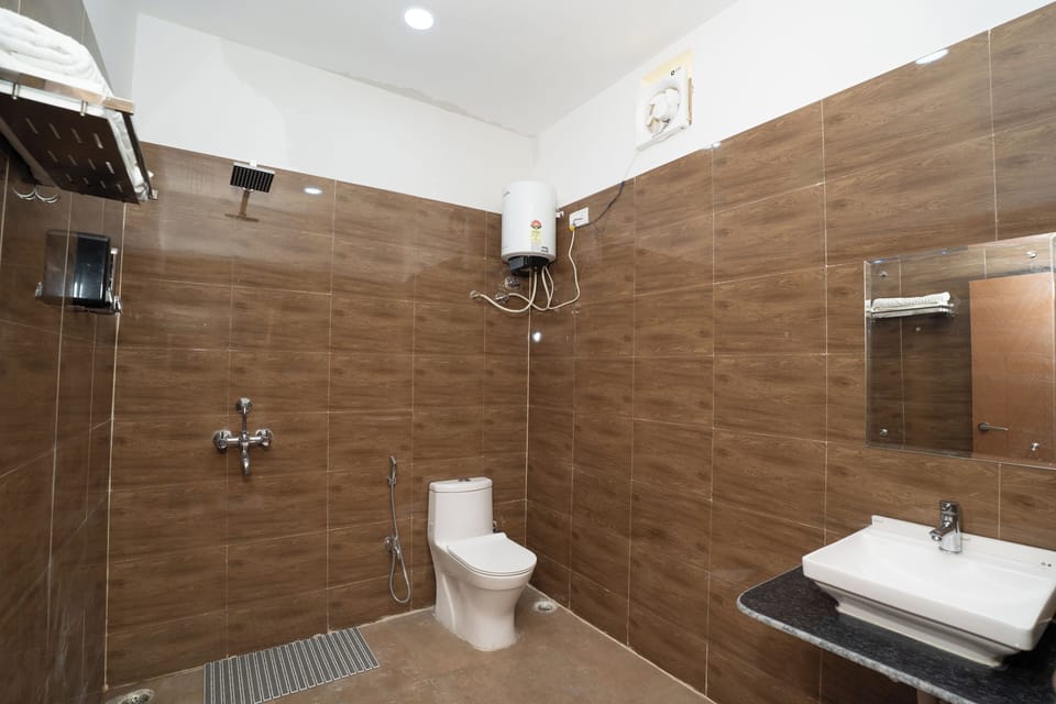 Towels, soap, shampoo