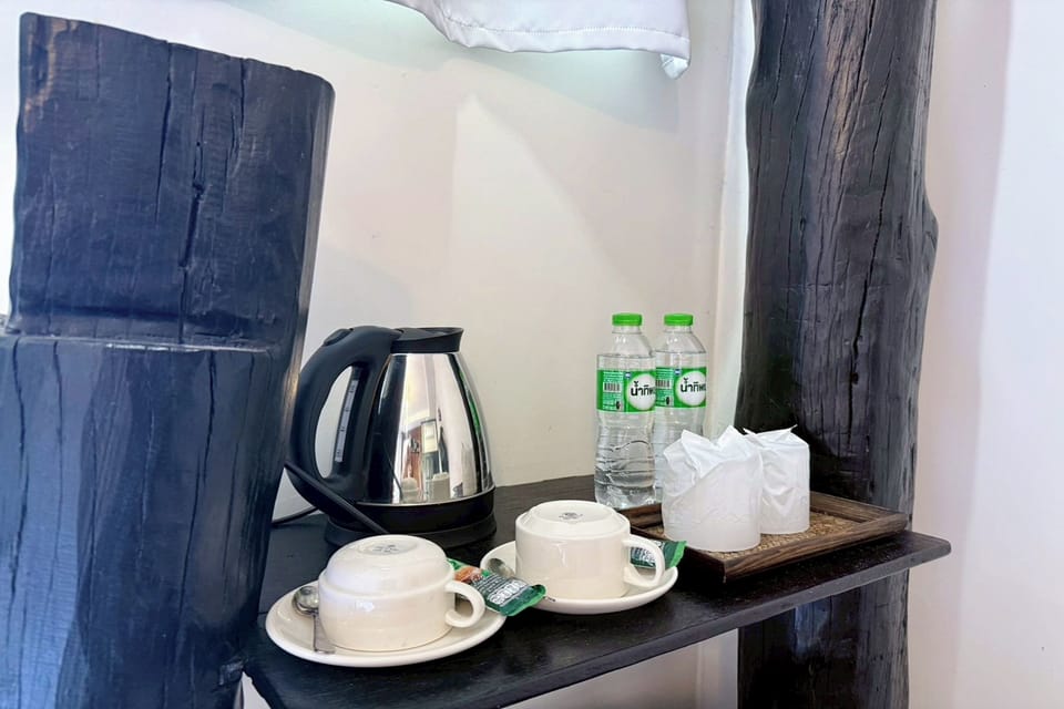 Standard Double Room | Desk, free WiFi, bed sheets