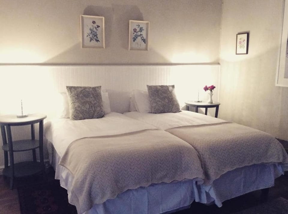 Twin Room, Patio, Garden View | Free WiFi