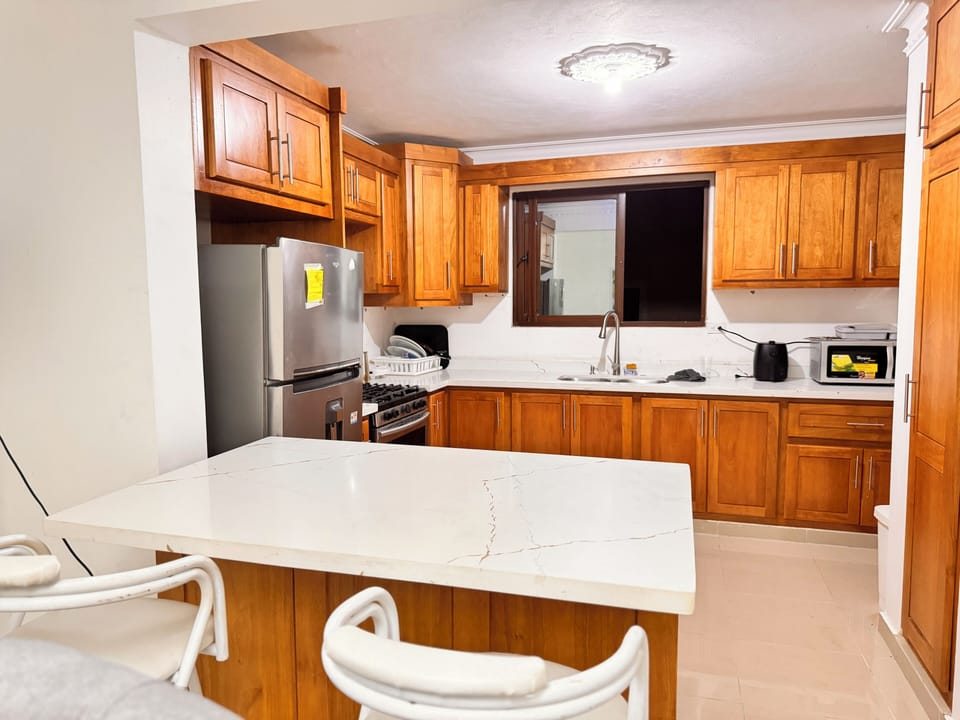 Apartment, 4 Bedrooms, Smoking, Balcony | Interior