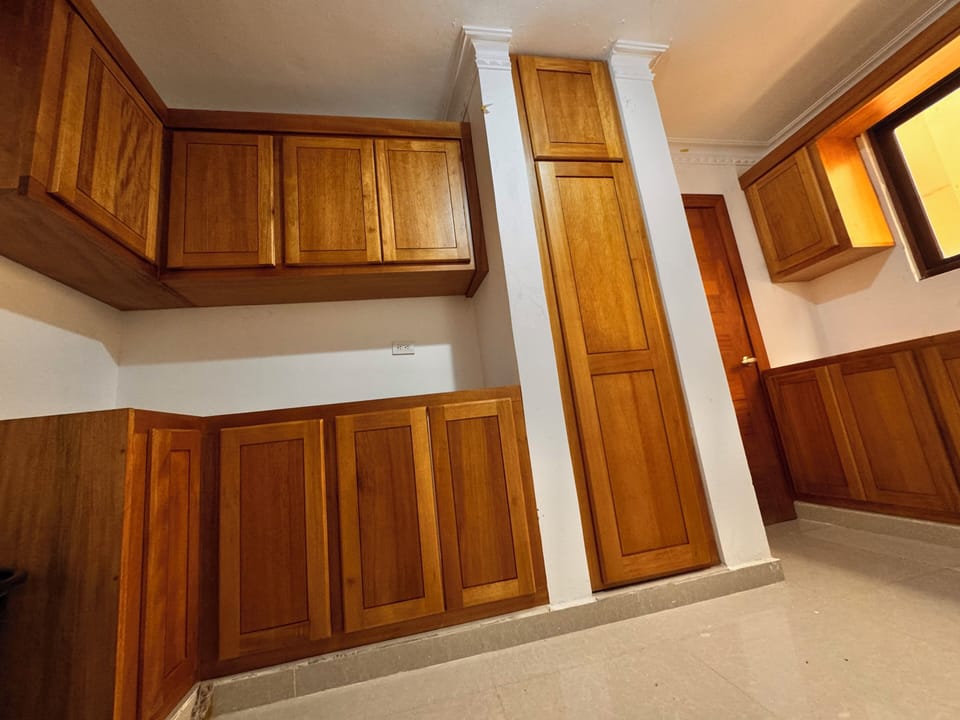 Apartment, 4 Bedrooms, Smoking, Balcony | Interior
