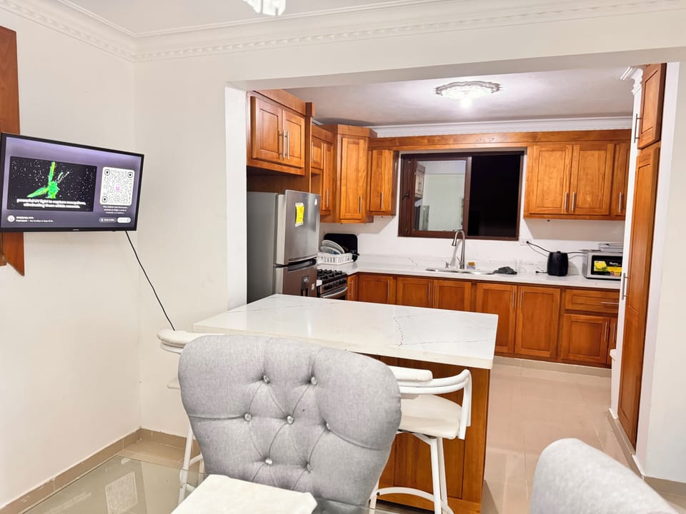 Apartment, 4 Bedrooms, Smoking, Balcony | Interior