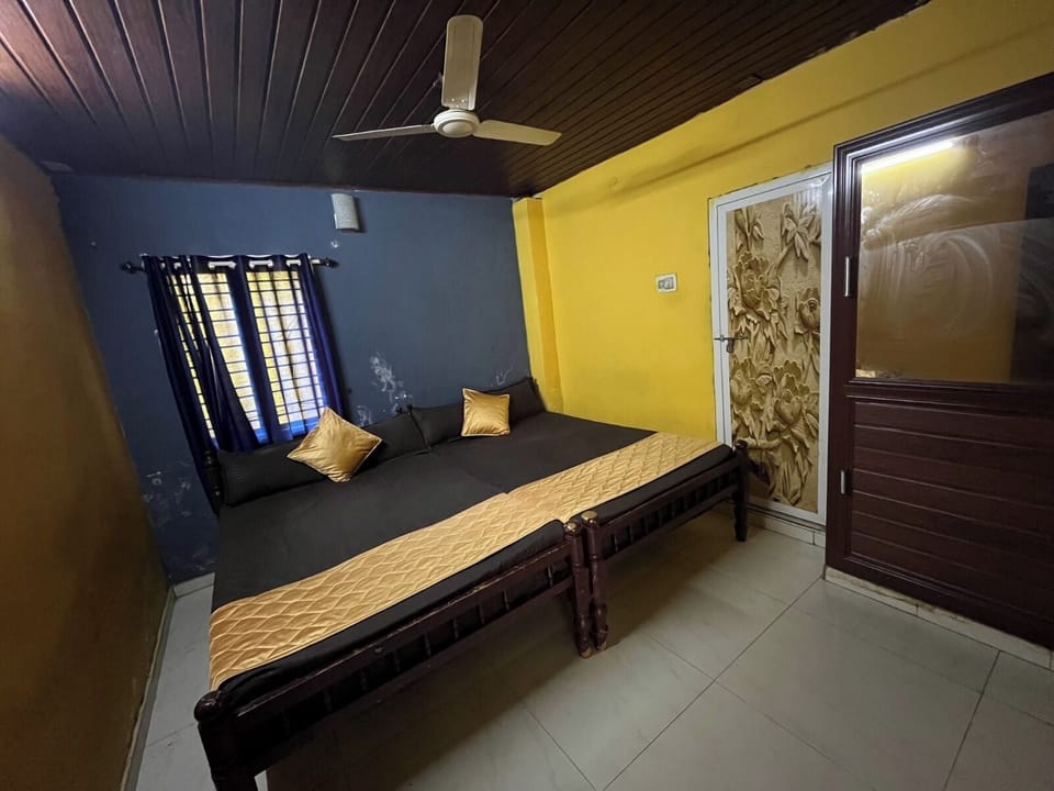Elite Quadruple Room | WiFi (free)