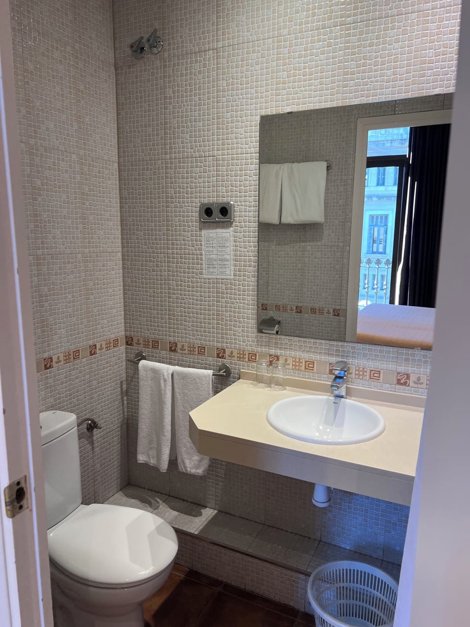 Double or Twin Room, Private Bathroom | Bathroom