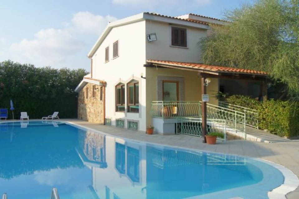 Holiday Home Swimming Pool