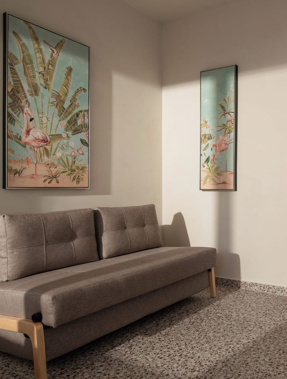 Deluxe Suite, Balcony | Living area